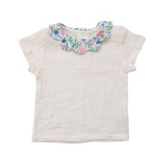 tee-shirt écru et fleurs