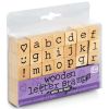 Tampons alphabet en bois