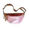 Sac banane en cuir irisé rose bordeaux et bronze