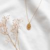 Collier médaillon gravé lettre Y