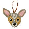 Décoration murale tête de faon Bambi en tapis