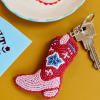 Porte-clés en perles botte santiag - Rodéo Disco