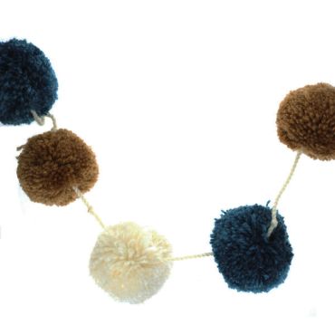 Guirlande pompons bleu déco maison