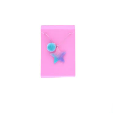collier etoile bleu pompon