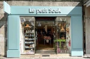 Store Image