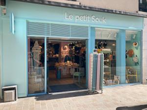 Store Image