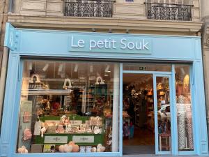 Store Image