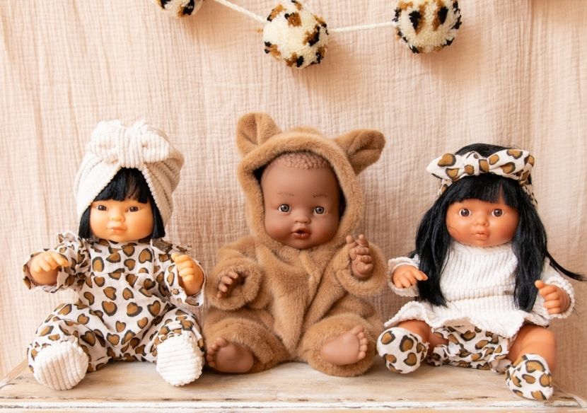 Quelle poupée choisir pour une fille de 2 ans ? Voir l'article sur les poupées pour enfant