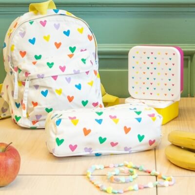 Choisissez un sac à dos assorti à sa trousse !